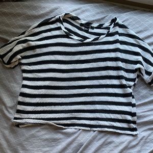 Cute forever 21 striped and lightly cropped shirt!